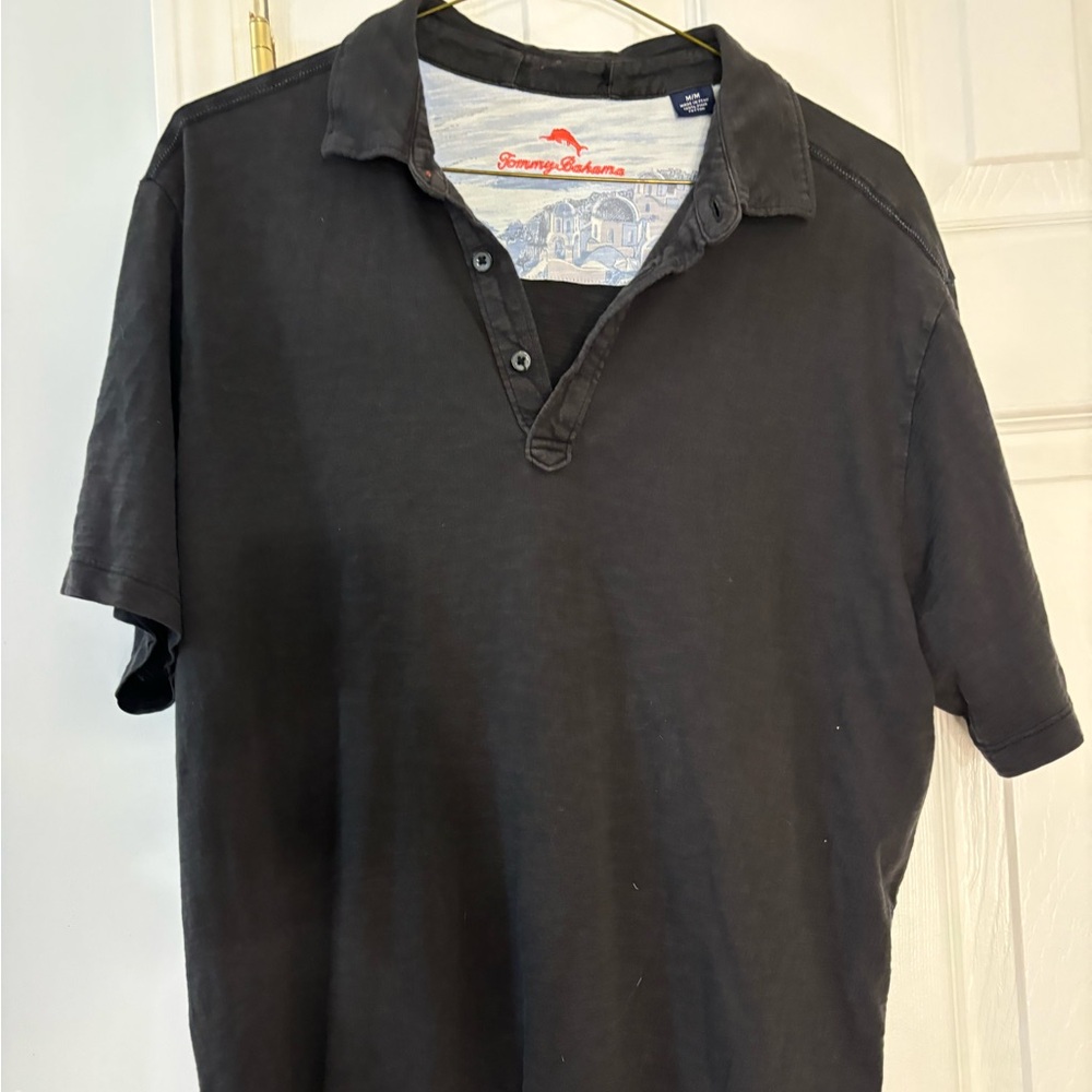 Tommy Bahama men’s polo shirt top size medium distressed black short sleeve